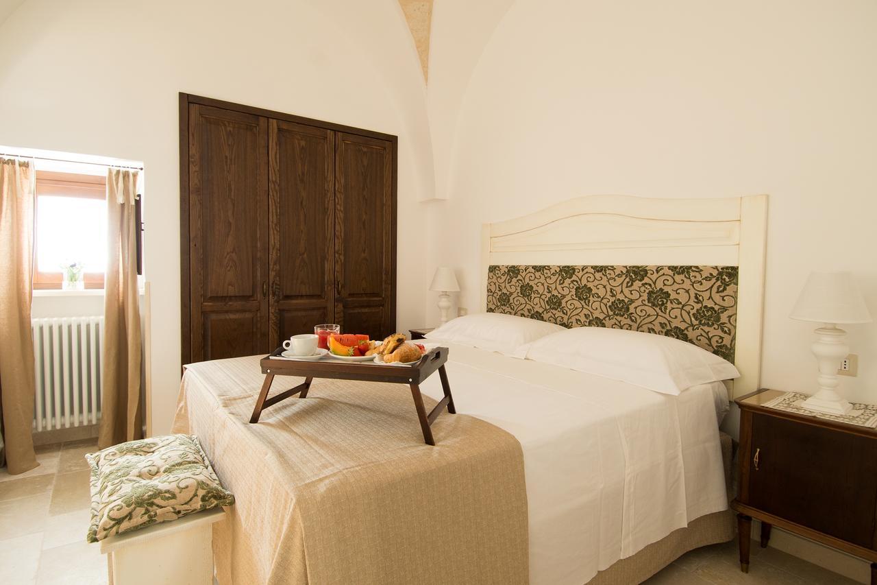 Antica Via Roma B&B E Relax Montalbano  Buitenkant foto