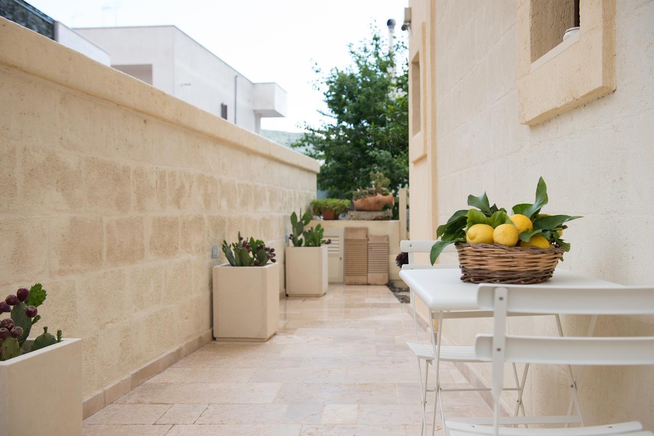 Antica Via Roma B&B E Relax Montalbano  Buitenkant foto