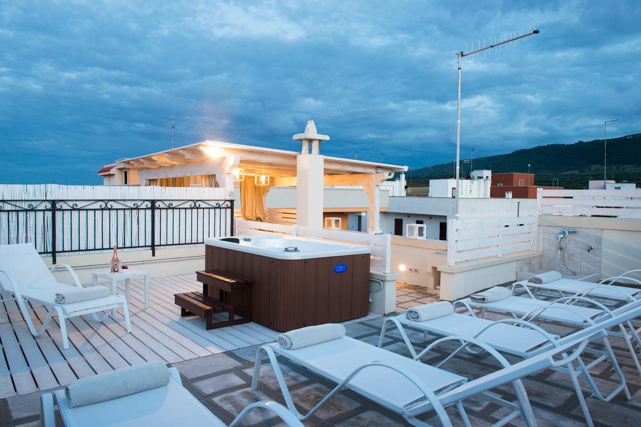 Antica Via Roma B&B E Relax Montalbano  Buitenkant foto